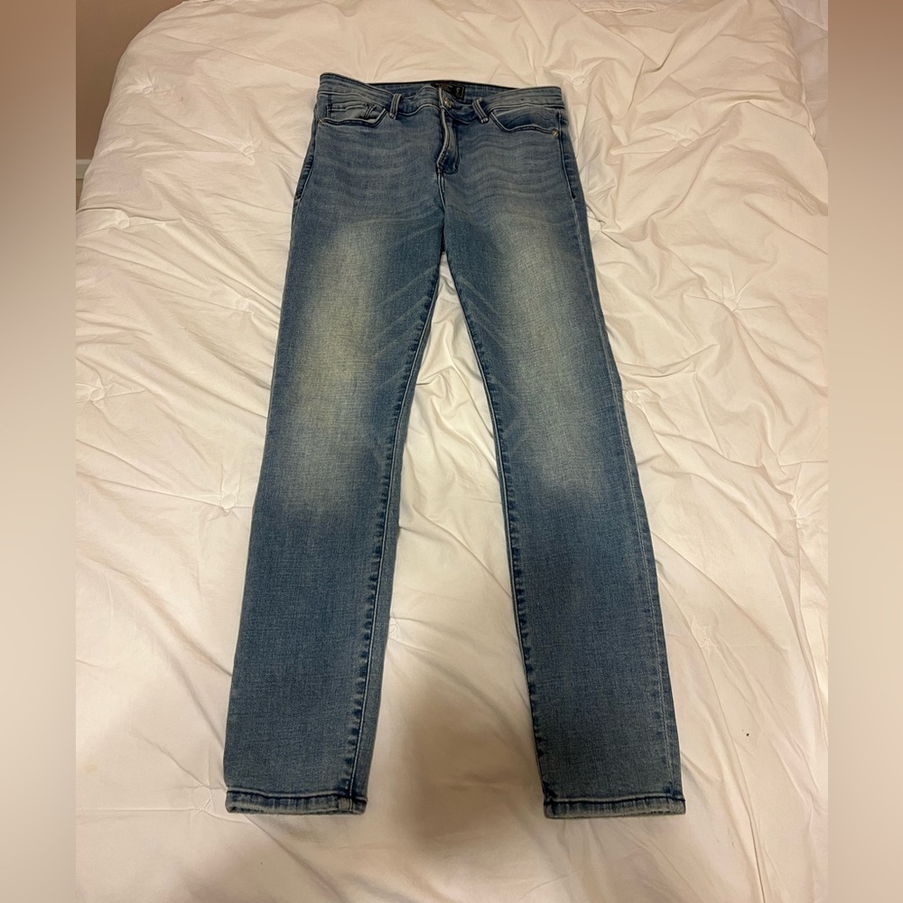 Abercrombie jeans 

Size 4 (27) petite

Harper low rise super skinny jeans